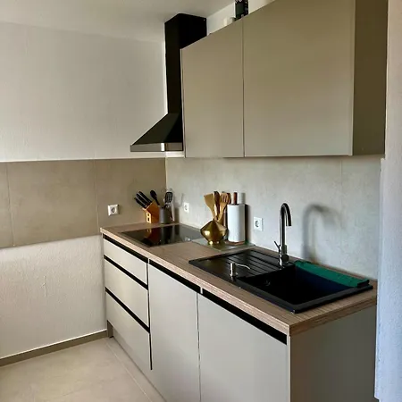 1 Outlet Luxury Free Parking Appartement Metzingen (Tubingen)
