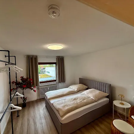 1 Outlet Luxury Free Parking * Metzingen (Tubingen)