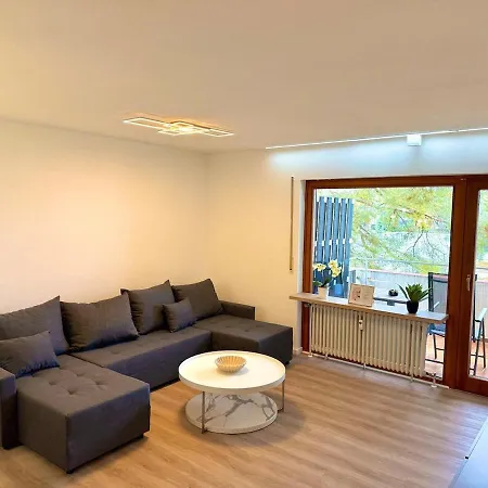 1 Outlet Luxury Free Parking